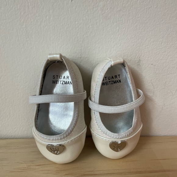 Stuart Weitzman Baby Shoes - Size 1 - Picture 6 of 8